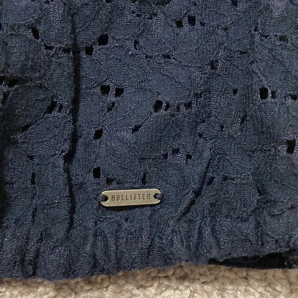 Hollister Navy Lace Cap Sleeve Top M - Picture 9 of 15